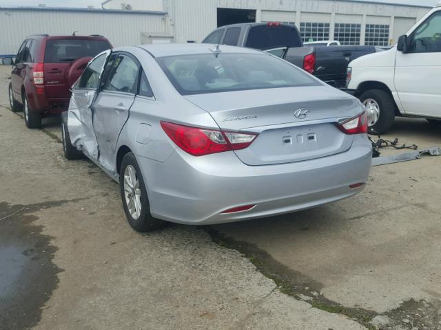 5NPEB4AC2DH549241 - 2013 HYUNDAI SONATA GLS SILVER photo 3