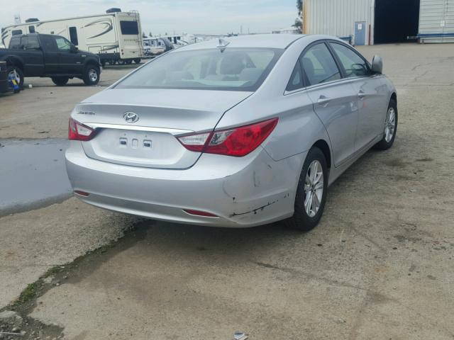 5NPEB4AC2DH549241 - 2013 HYUNDAI SONATA GLS SILVER photo 4