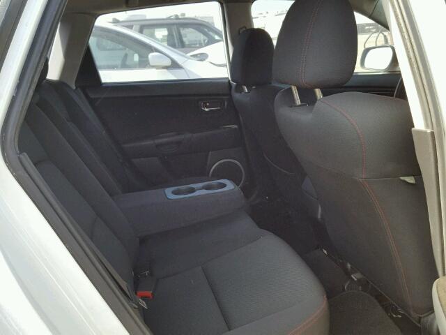 JM1BK34M681125687 - 2008 MAZDA SPEED 3 WHITE photo 6