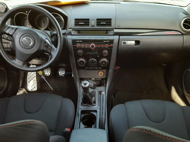 JM1BK34M681125687 - 2008 MAZDA SPEED 3 WHITE photo 9