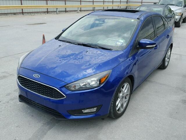 1FADP3F22FL230496 - 2015 FORD FOCUS SE BLUE photo 2