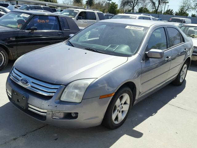 3FAHP071X7R106761 - 2007 FORD FUSION SE CHARCOAL photo 2