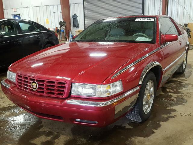 1G6ET129XWU607543 - 1998 CADILLAC ELDORADO T RED photo 2