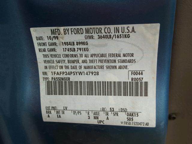 1FAFP34P5YW147928 - 2000 FORD FOCUS SE BLUE photo 10