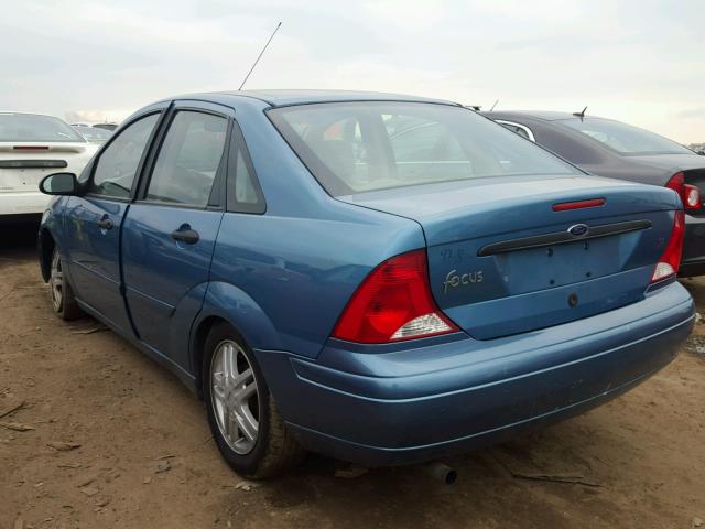 1FAFP34P5YW147928 - 2000 FORD FOCUS SE BLUE photo 3