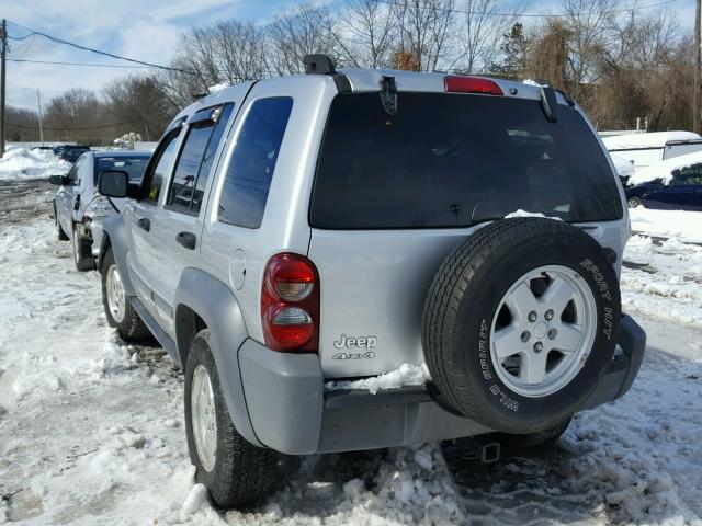 1J4GL48K75W652597 - 2005 JEEP LIBERTY SP GRAY photo 3