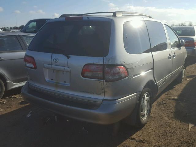 4T3ZF13C42U451092 - 2002 TOYOTA SIENNA LE SILVER photo 4