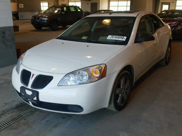 1G2ZH58N974270316 - 2007 PONTIAC G6 GT WHITE photo 2