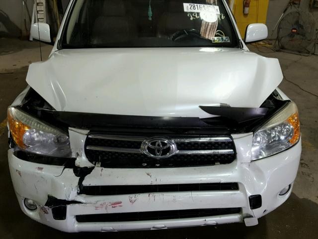 JTMBD31V285143295 - 2008 TOYOTA RAV4 LIMIT WHITE photo 7