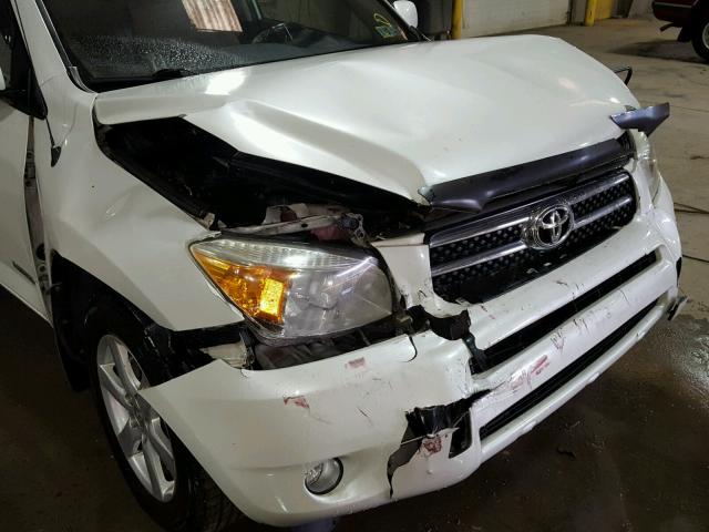 JTMBD31V285143295 - 2008 TOYOTA RAV4 LIMIT WHITE photo 9