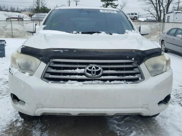 JTEDA41A892006221 - 2009 TOYOTA HIGHLANDER WHITE photo 9