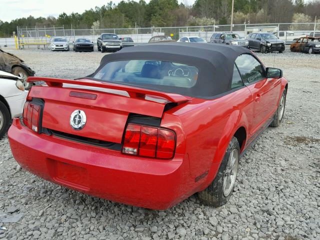 1ZVFT84N165130545 - 2006 FORD MUSTANG RED photo 4