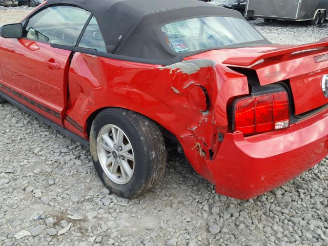 1ZVFT84N165130545 - 2006 FORD MUSTANG RED photo 9