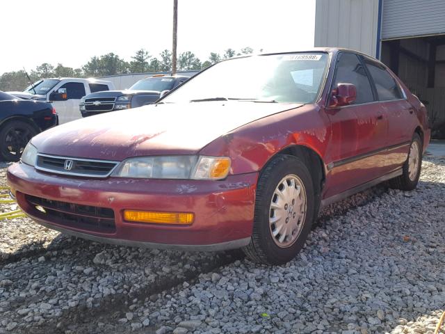 1HGCD5634TA178879 - 1996 HONDA ACCORD LX RED photo 2