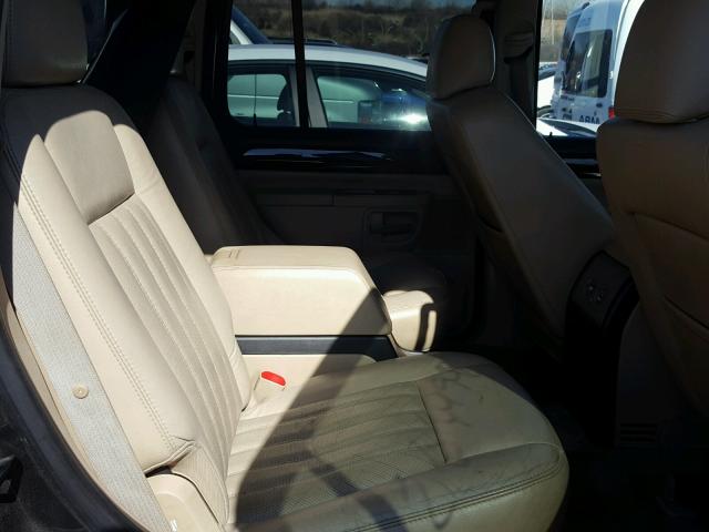 5LMEU88H55ZJ05132 - 2005 LINCOLN AVIATOR 灰色 照片 6