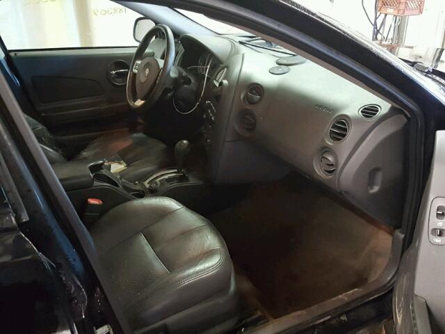 2G2WS522541136705 - 2004 PONTIAC GRAND PRIX BLACK photo 5