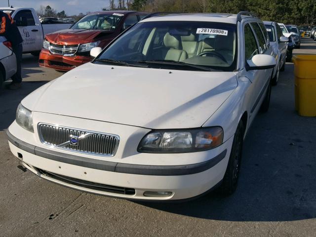 YV1SW53D012035690 - 2001 VOLVO V70 T5 TUR WHITE photo 2