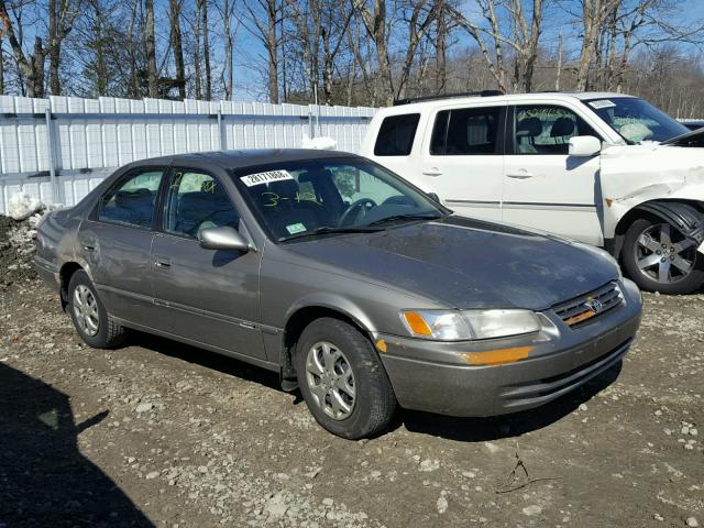 4T1BG22K9XU483825 - 1999 TOYOTA CAMRY CE GRAY photo 1