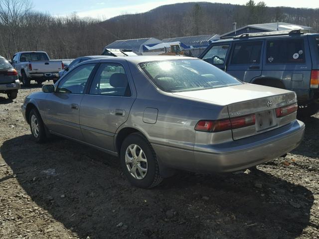 4T1BG22K9XU483825 - 1999 TOYOTA CAMRY CE GRAY photo 3