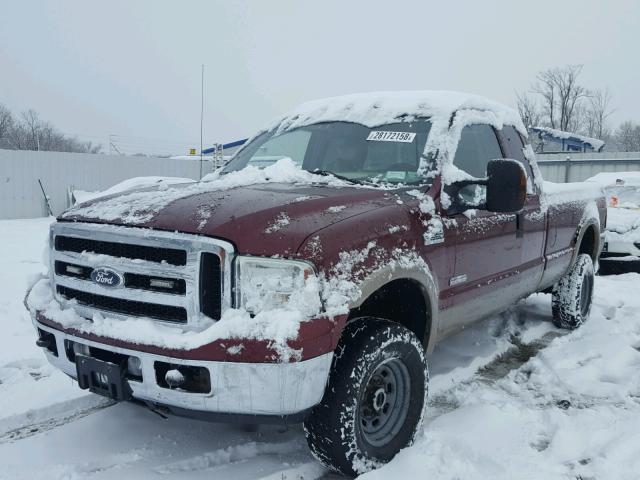 1FTWX31P36EC03768 - 2006 FORD F350 SRW S BURGUNDY photo 2