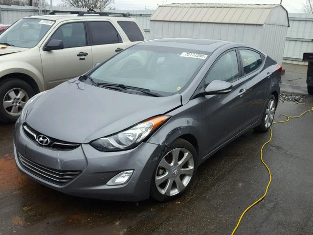 5NPDH4AE4DH175999 - 2013 HYUNDAI ELANTRA GL GRAY photo 2