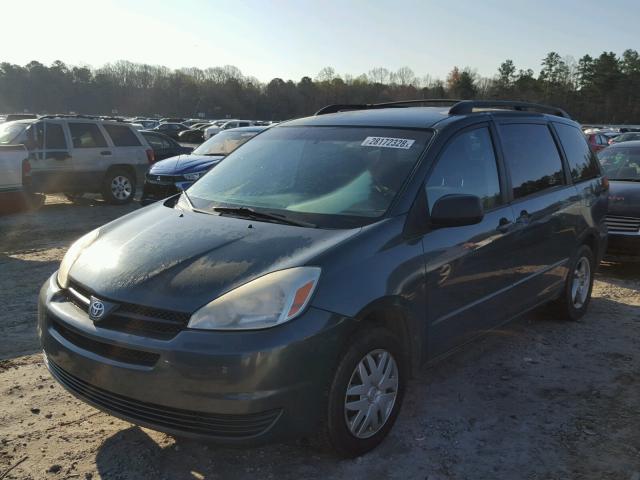 5TDZA23C24S066087 - 2004 TOYOTA SIENNA CE GREEN photo 2