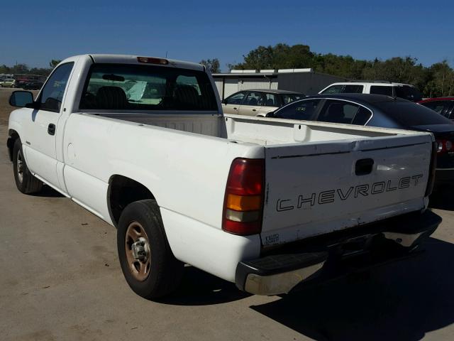 1GCEC14W42Z136891 - 2002 CHEVROLET SILVERADO WHITE photo 3