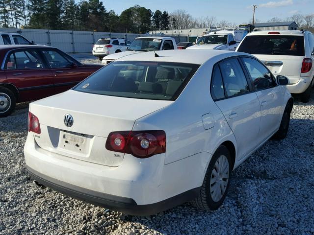 3VWJX7AJ8AM078974 - 2010 VOLKSWAGEN JETTA S WHITE photo 4