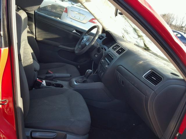 3VW2K7AJ8CM415651 - 2012 VOLKSWAGEN JETTA BASE 红色 照片 5
