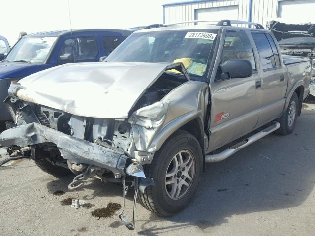 1GTDT13XX3K166154 - 2003 GMC SONOMA GRAY photo 2