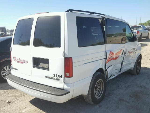 1GNDM19W11B155012 - 2001 CHEVROLET ASTRO WHITE photo 4