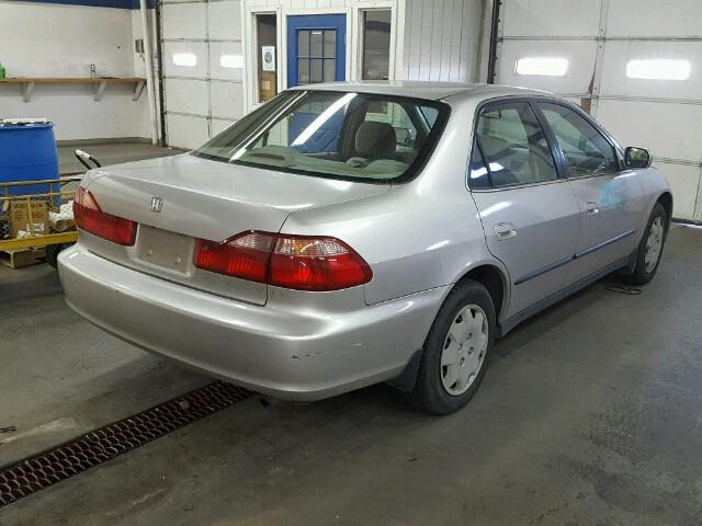 JHMCG5647XC042222 - 1999 HONDA ACCORD LX GRAY photo 4