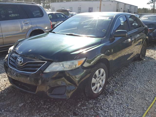 4T1BF3EK3AU527829 - 2010 TOYOTA CAMRY BASE GREEN photo 2