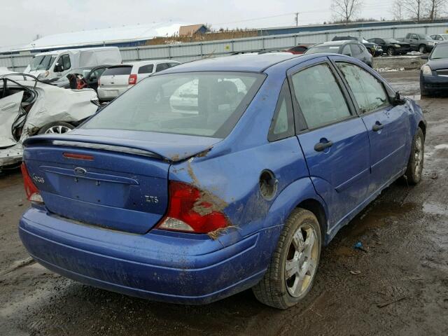 1FAFP38Z64W137981 - 2004 FORD FOCUS ZTS BLUE photo 4