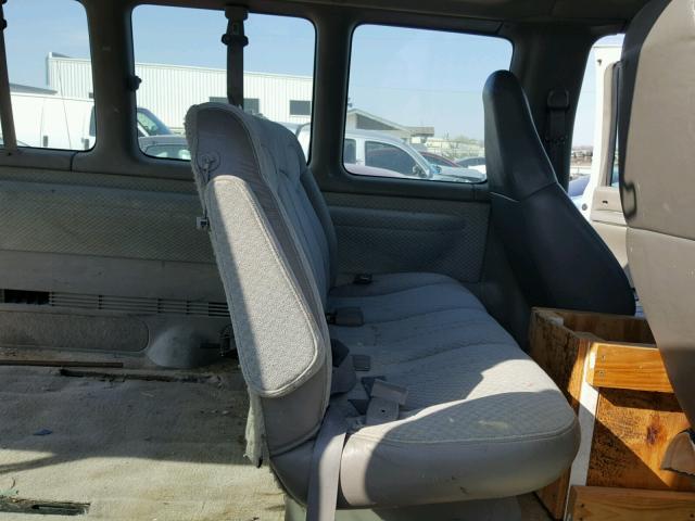 1GAHG39RXX1026894 - 1999 CHEVROLET EXPRESS G3 WHITE photo 6