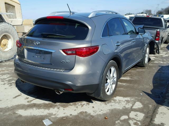 JN8CS1MUXFM382263 - 2015 INFINITI QX70 GRAY photo 4