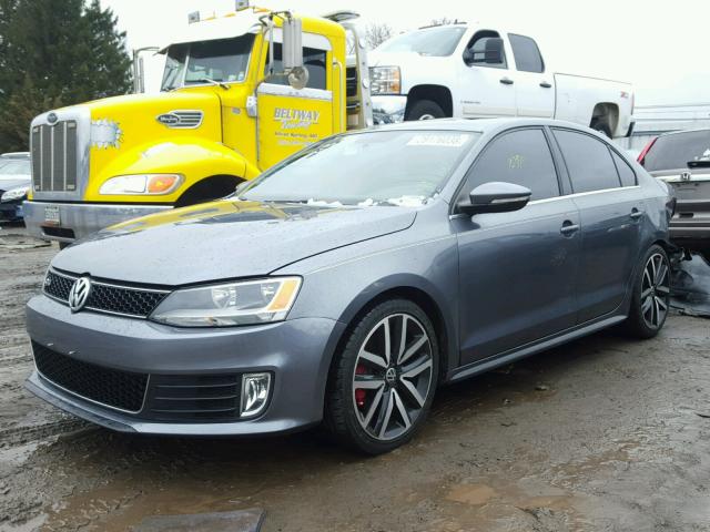 3VW4A7AJ0CM067386 - 2012 VOLKSWAGEN JETTA GLI GRAY photo 2