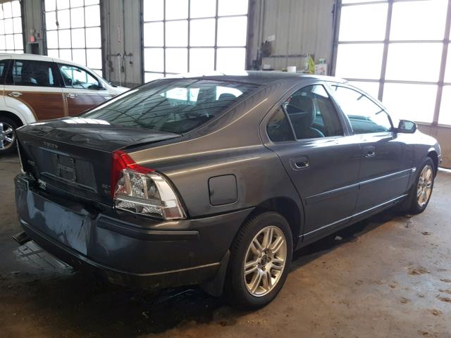 YV1RH592762547047 - 2006 VOLVO S60 2.5T GRAY photo 4