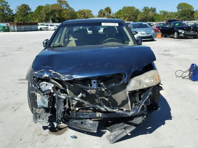 JNKDA31A52T013673 - 2002 INFINITI I35 BLUE photo 9