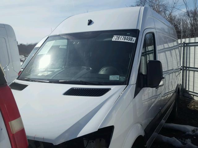 WD3PE7DD0GP279046 - 2016 MERCEDES-BENZ SPRINTER 2 WHITE photo 10