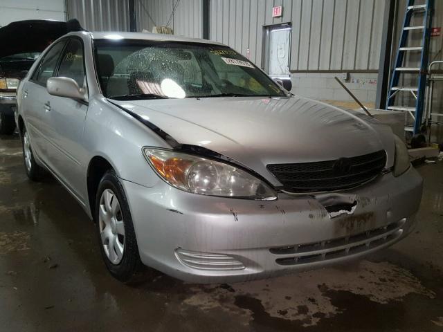 4T1BE32K04U283567 - 2004 TOYOTA CAMRY LE SILVER photo 1