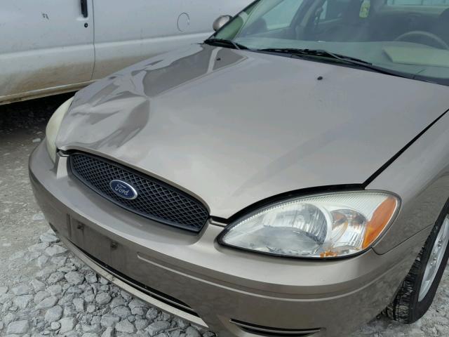 1FAFP53U34A149350 - 2004 FORD TAURUS SE GREEN photo 9