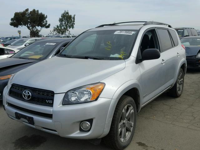 2T3RK4DV8BW064350 - 2011 TOYOTA RAV4 SPORT SILVER photo 2