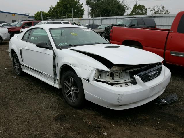 1FAFP4042YF268403 - 2000 FORD MUSTANG WHITE photo 1