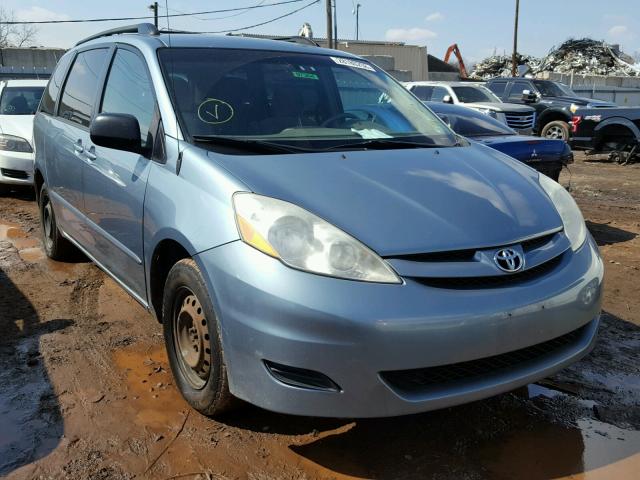 5TDZK23C07S056028 - 2007 TOYOTA SIENNA CE BLUE photo 1