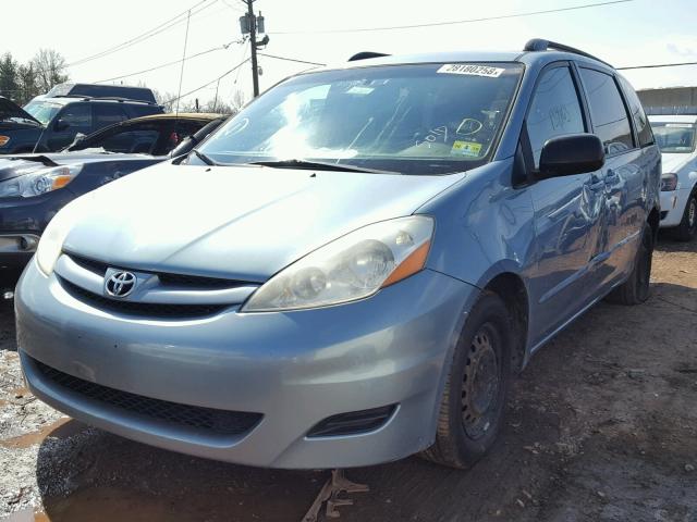 5TDZK23C07S056028 - 2007 TOYOTA SIENNA CE BLUE photo 2