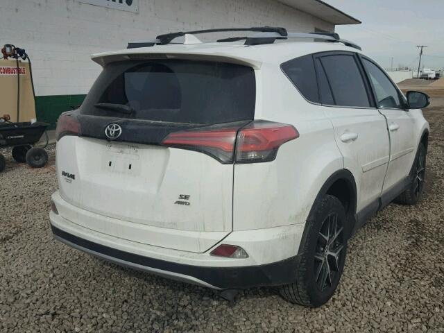 2T3JFREVXGW515413 - 2016 TOYOTA RAV4 SE WHITE photo 4