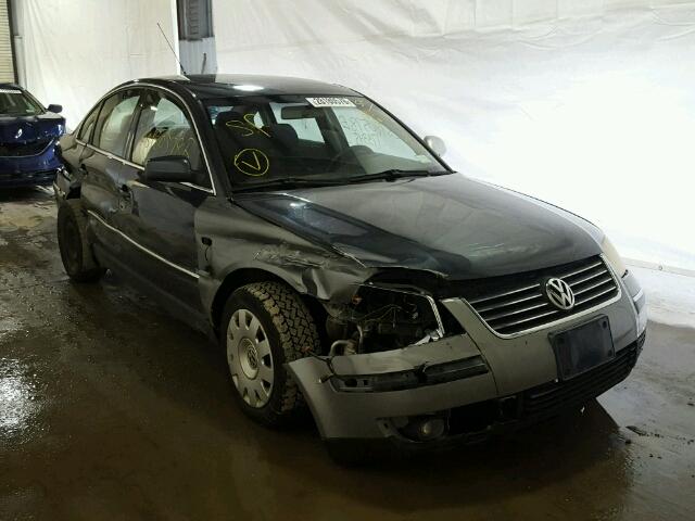 WVWPD63B92P443759 - 2002 VOLKSWAGEN PASSAT GLS GREEN photo 1