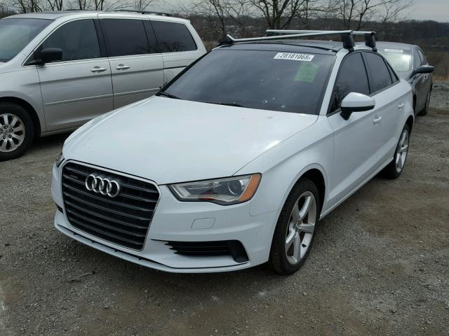 WAUBFGFF0F1016498 - 2015 AUDI A3 WHITE photo 2