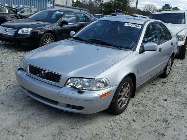 YV1VS27534F059991 - 2004 VOLVO S40 1.9T SILVER photo 2